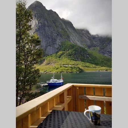 ריינה Cozy House By The Fjord In The Heart Of Lofoten מראה חיצוני תמונה