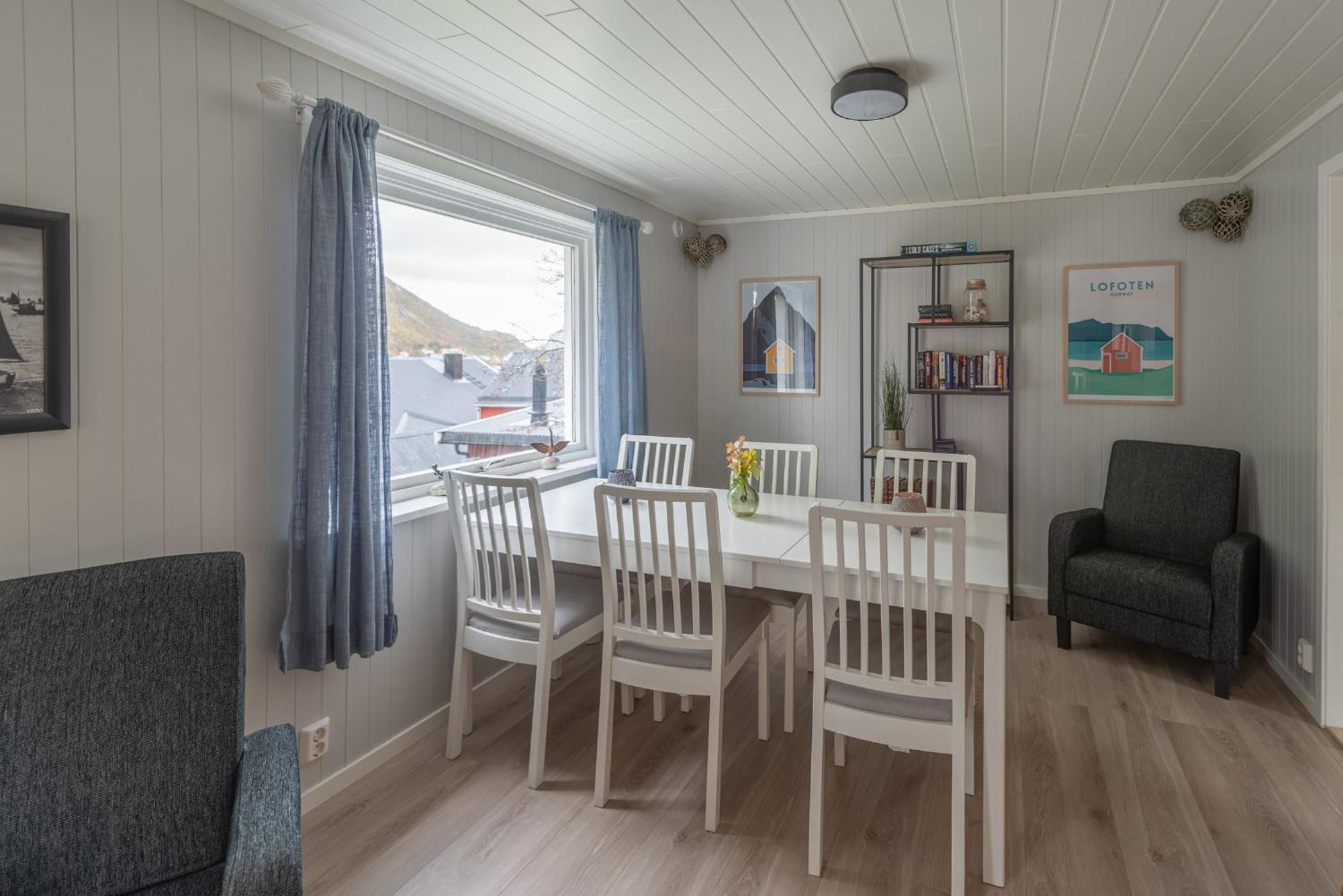 ריינה Cozy House By The Fjord In The Heart Of Lofoten מראה חיצוני תמונה
