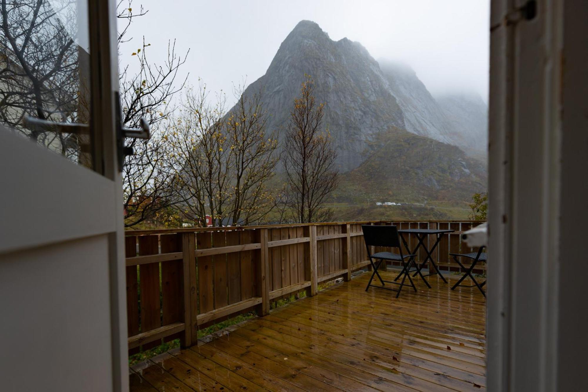 ריינה Cozy House By The Fjord In The Heart Of Lofoten מראה חיצוני תמונה