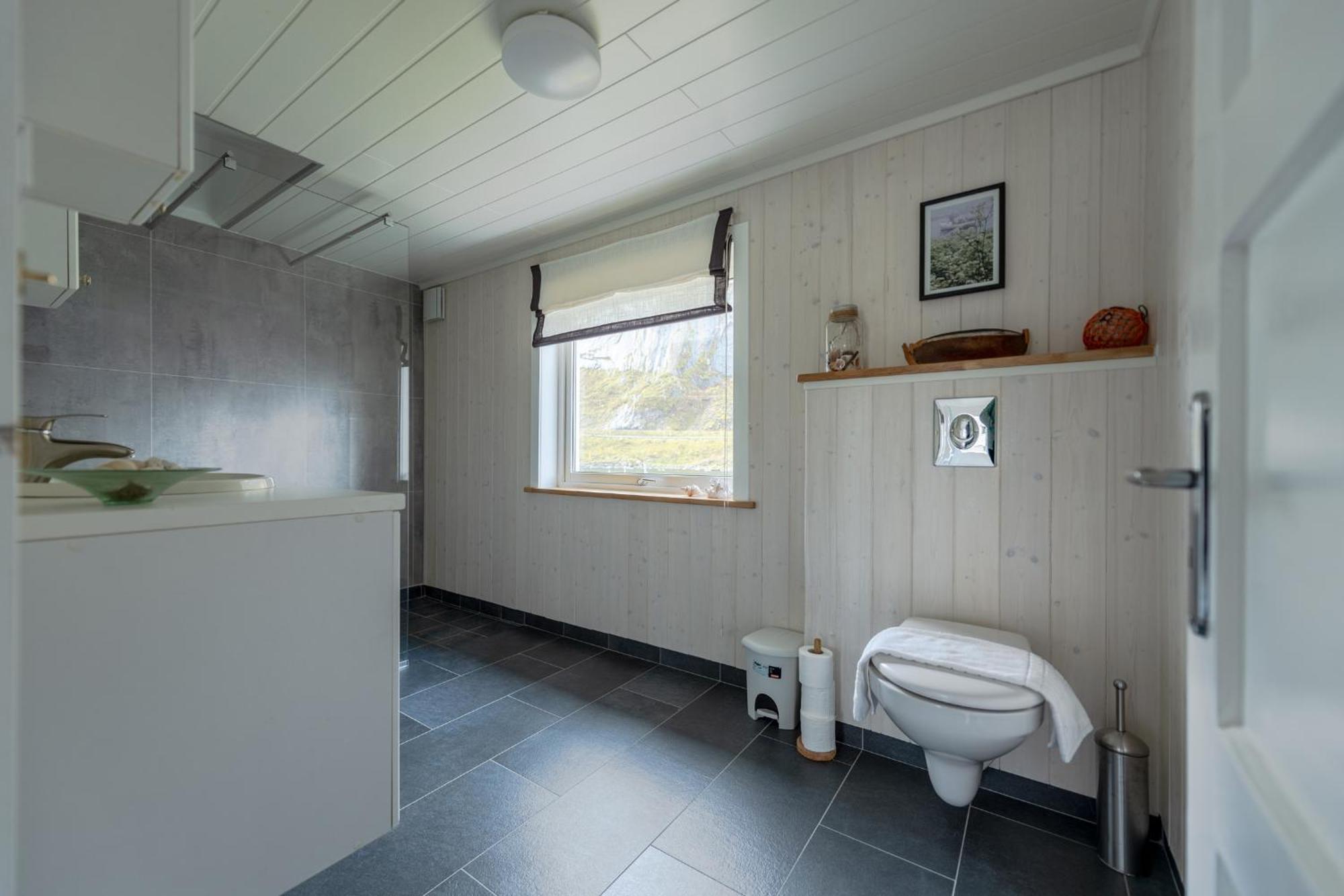 ריינה Cozy House By The Fjord In The Heart Of Lofoten מראה חיצוני תמונה